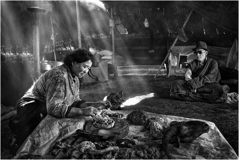 453 - preparing meal - TEO Yong Kang - singapore.jpg